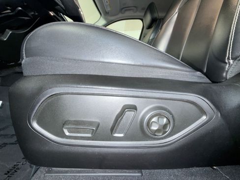 Used 2023 Jeep Grand Cherokee L Limited AWD/4WD image 14