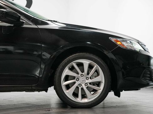 Used 2017 Acura ILX FWD image 9