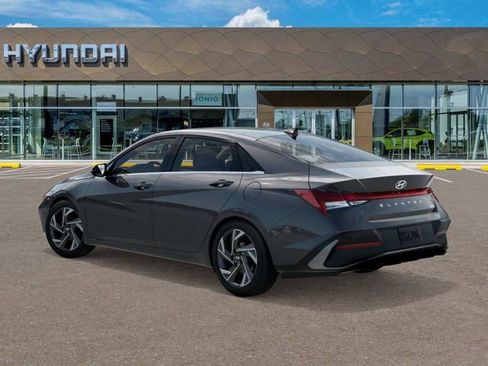 New 2026 Hyundai Elantra Limited FWD image 5