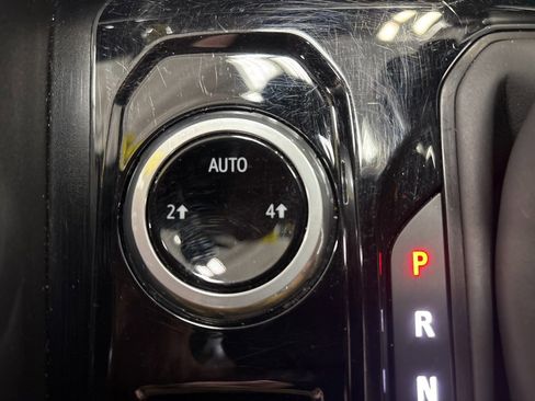 Used 2023 Chevrolet Colorado LT w/ LT Convenience Package III image 23