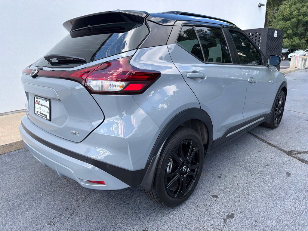 Used 2024 Nissan Kicks SR w/ SR Premium Package FWD image 8