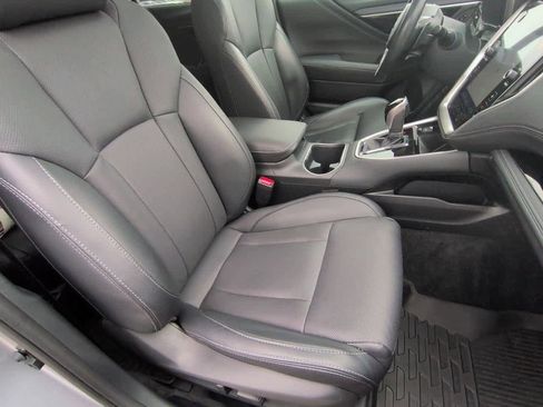 Used 2023 Subaru Outback Limited image 23