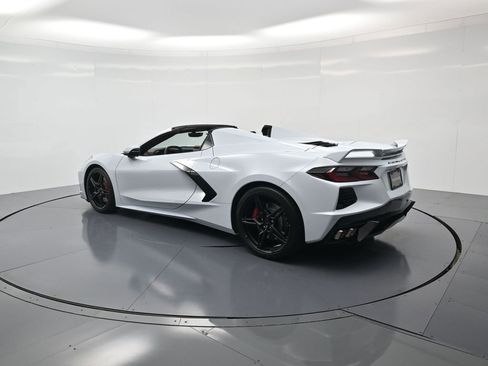 Used 2022 Chevrolet Corvette Stingray Premium Conv w/ Z51 Performance Package RWD image 3