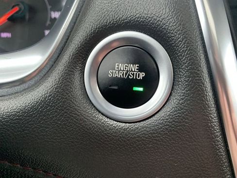 Certified 2023 Chevrolet Traverse RS image 17