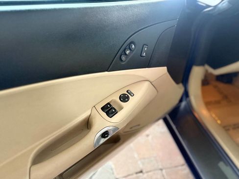 Used 2005 Chevrolet Corvette Coupe w/ Preferred Equipment Group image 22