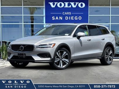 Certified 2025 Volvo V60 B5 Cross Country Plus