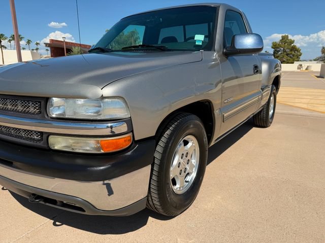Used 2000 Chevrolet Silverado 1500 LS w/ Firm Ride Suspension Pkg RWD image 11