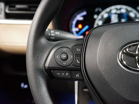 New 2025 Toyota RAV4 XLE image 13