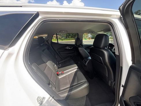 Used 2023 GMC Terrain SLT FWD image 32