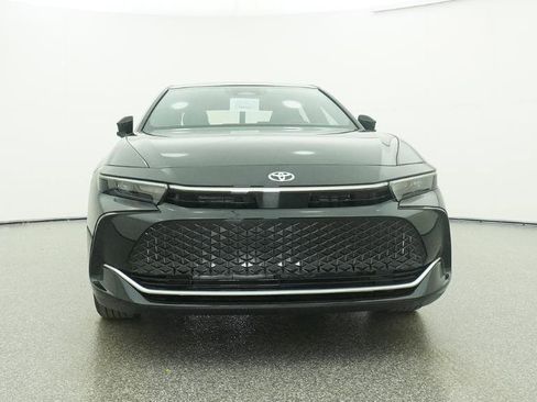 New 2026 Toyota Crown XLE image 18