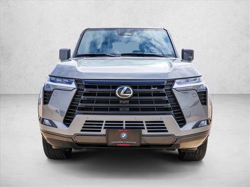 Used 2024 Lexus GX 550 w/ Accessory Package (Z1) AWD/4WD image 2