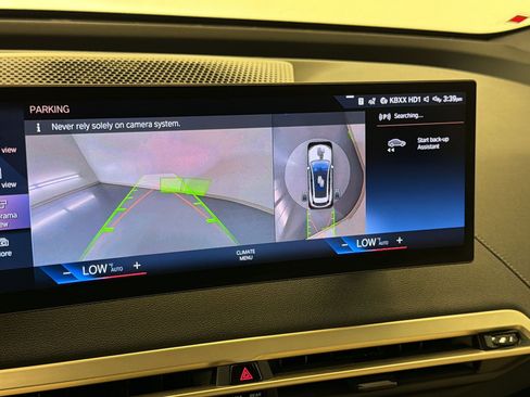 Used 2022 BMW iX xDrive50 w/ Convenience Package AWD/4WD image 16