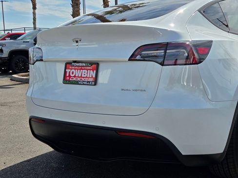 Used 2020 Tesla Model Y Long Range AWD/4WD image 5