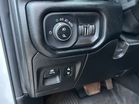 Used 2019 RAM 1500 Big Horn image 26