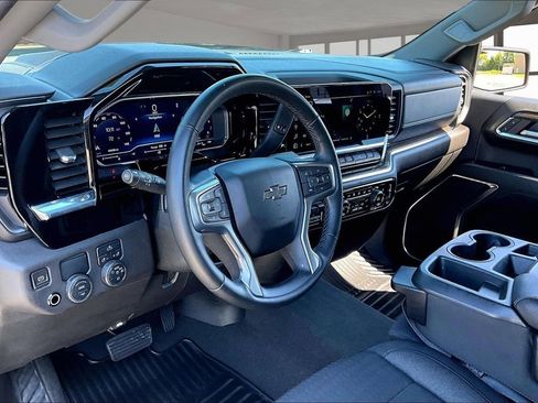 Used 2023 Chevrolet Silverado 1500 RST RWD image 17