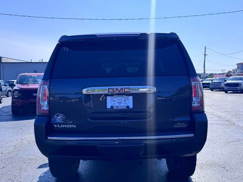 Used 2018 GMC Yukon Denali AWD/4WD image 6