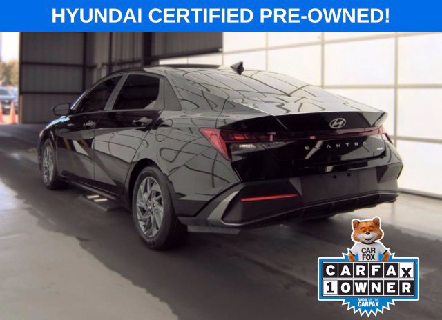 Used 2025 Hyundai Elantra Hybrid FWD image 8