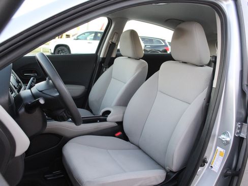 Used 2022 Honda HR-V LX image 37