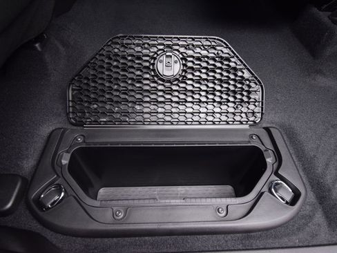 New 2026 RAM 1500 4x4 Crew Cab image 26