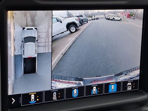 Used 2022 GMC Sierra 2500 SLT w/ SLT Premium Package image 20