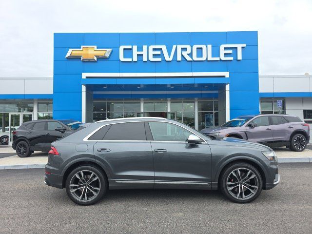 Used 2022 Audi SQ8 Prestige AWD/4WD image 2