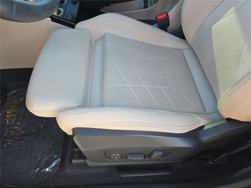 Used 2024 BMW X1 M35i w/ Premium Package image 17