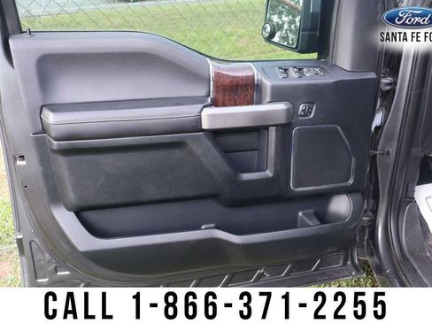 Used 2017 Ford F150 Platinum w/ Equipment Group 701A Luxury AWD/4WD image 12