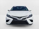 Used 2019 Toyota Camry SE image 2