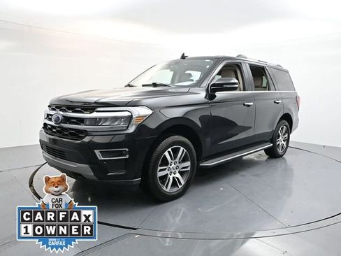 Used 2023 Ford Expedition Limited image 4