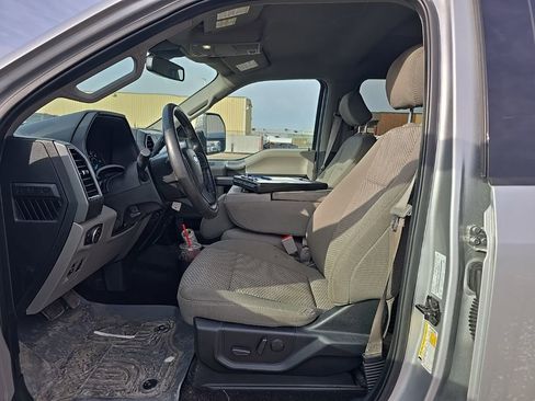 Used 2019 Ford F150 XLT w/ Equipment Group 302A Luxury image 9