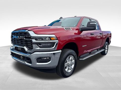 Used 2026 RAM 2500 Big Horn AWD/4WD image 2