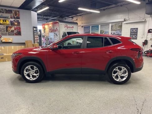 New 2026 Chevrolet Trax LS w/ LS Convenience Package image 4