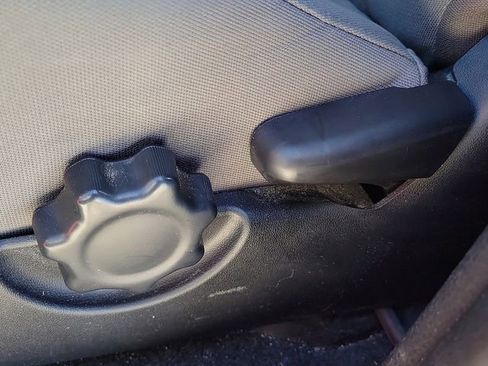 Used 2023 Toyota Tacoma SR image 13