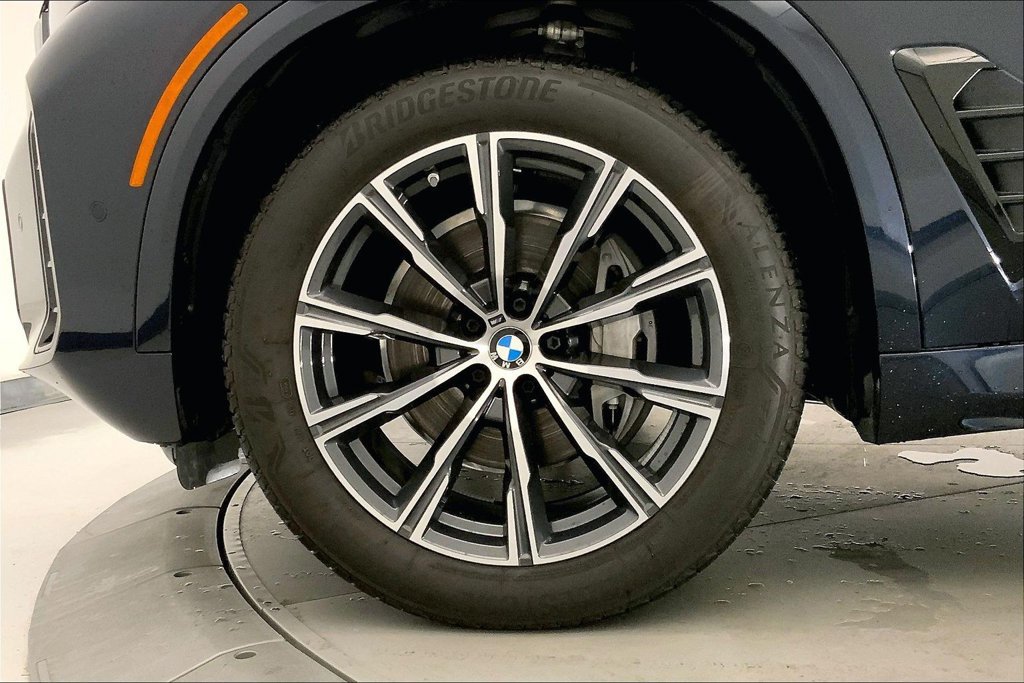 Certified 2024 BMW X5 xDrive40i w/ Executive Package AWD/4WD image 8
