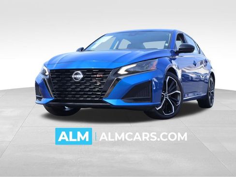 Used 2025 Nissan Altima 2.5 SR FWD image 1