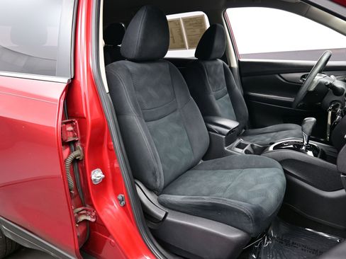 Used 2016 Nissan Rogue S image 13