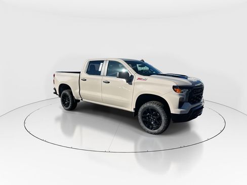 New 2026 Chevrolet Silverado 1500 Custom Trail Boss AWD/4WD image 2