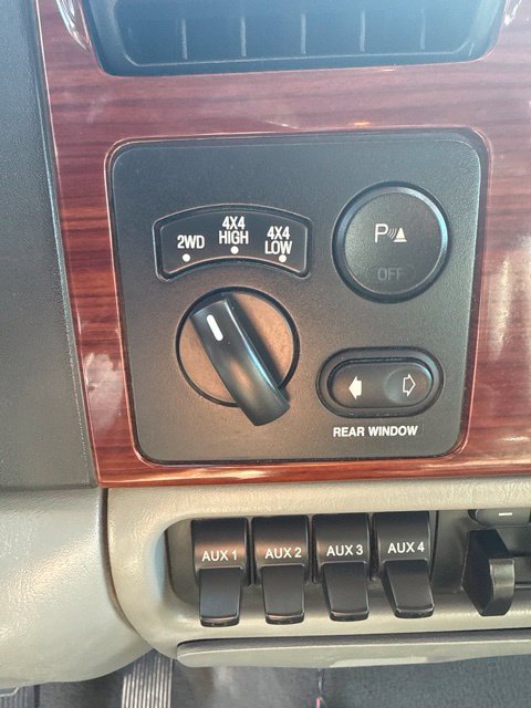 Used 2006 Ford F350 Lariat AWD/4WD image 11