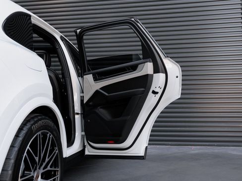 New 2025 Porsche Cayenne S image 22