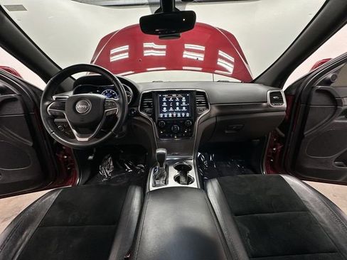 Used 2018 Jeep Grand Cherokee Altitude image 21