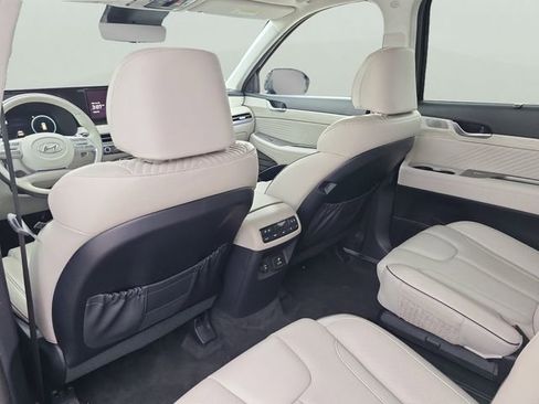 Used 2024 Hyundai Palisade Calligraphy image 29