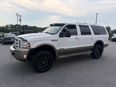 Used 2005 Ford Excursion Eddie Bauer AWD/4WD image 3