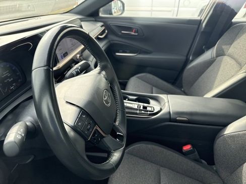 Used 2024 Toyota Crown XLE image 34