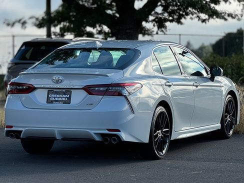 Used 2024 Toyota Camry XSE FWD image 7
