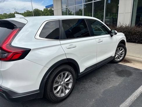 Used 2024 Honda CR-V EX image 8