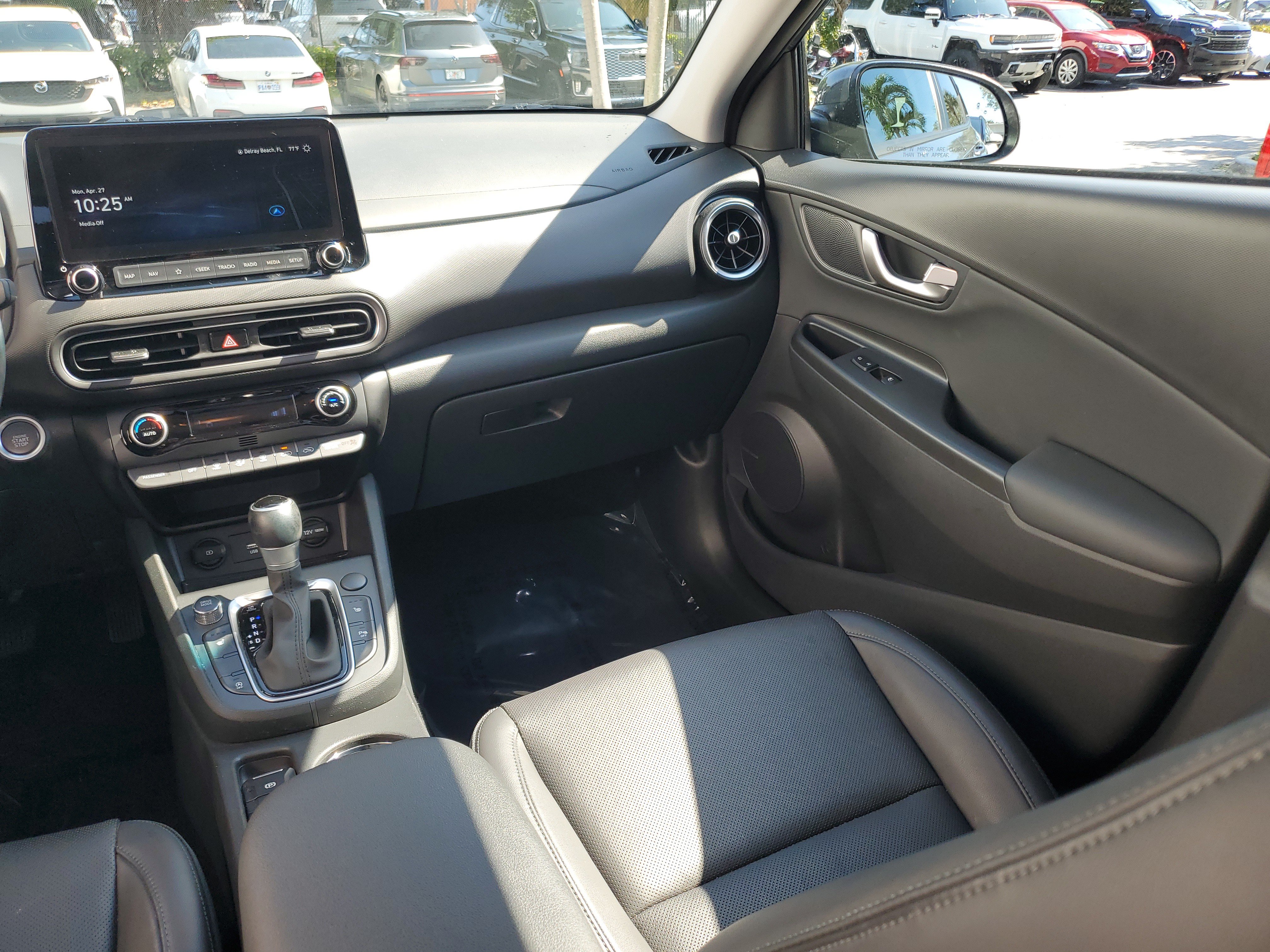 Used 2023 Hyundai Kona Limited FWD image 16