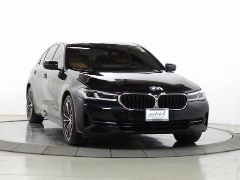 Used 2023 BMW 530e xDrive w/ Premium Package image 1