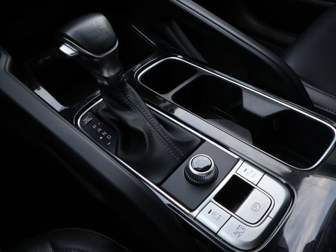 Used 2021 Kia Telluride S FWD image 18