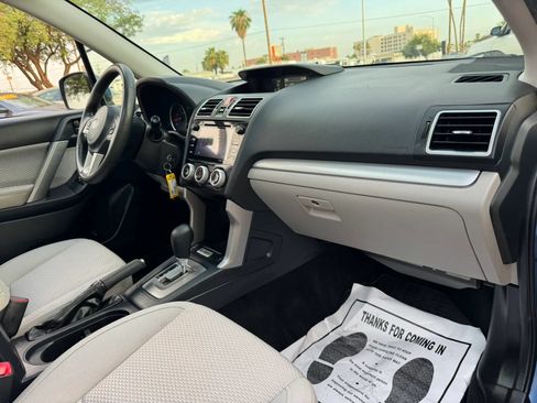 Used 2017 Subaru Forester 2.5i Premium w/ All-Weather Package AWD/4WD image 38