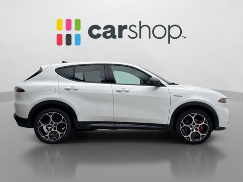 Used 2024 Alfa Romeo Tonale Veloce w/ Active Assist Package AWD/4WD image 6